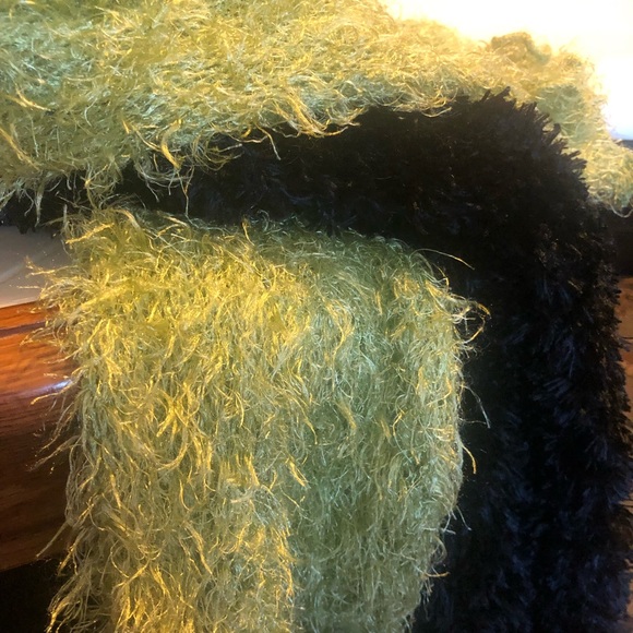 Croft&Barrow Soft faux mink Scarf - Picture 2 of 5